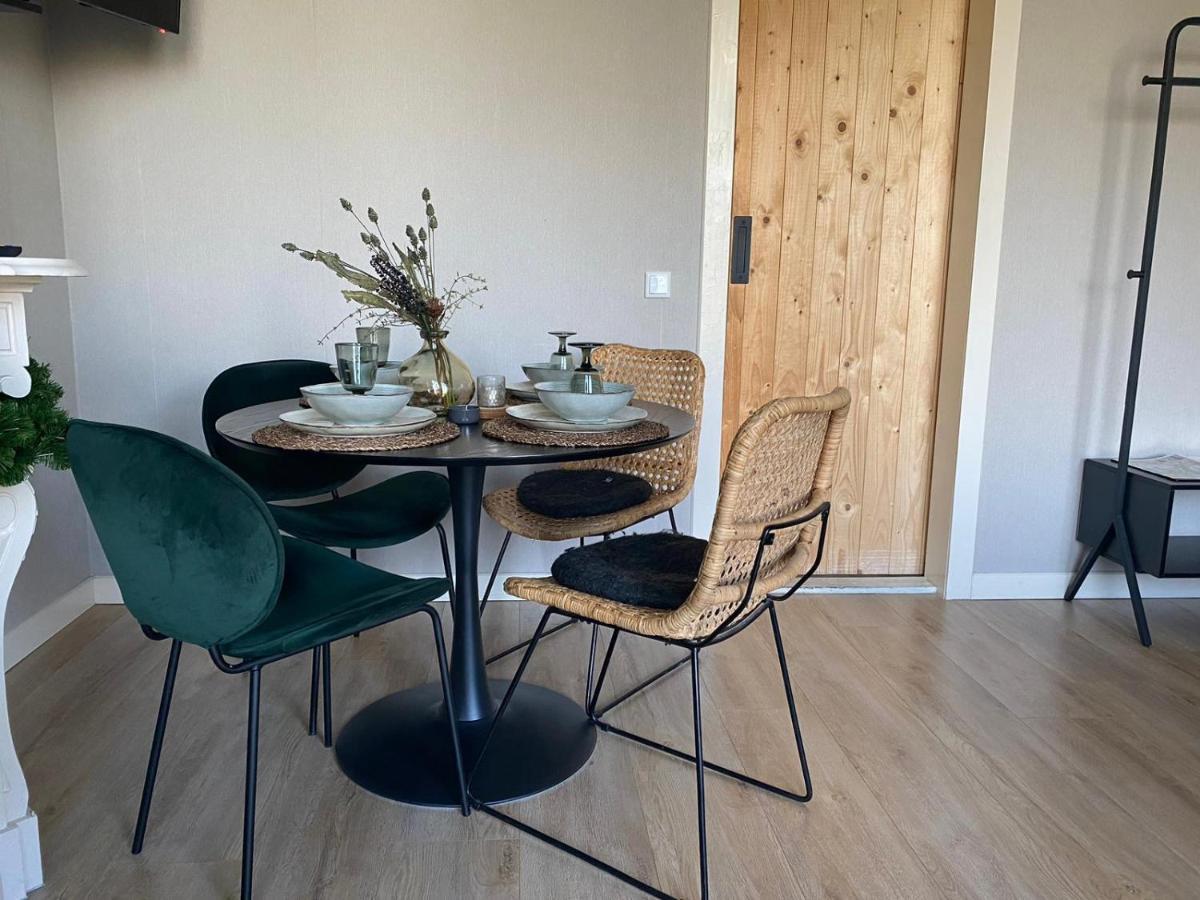 Vila Statige Boerderijwoning Met Vrij Uitzicht En Tuin Hoogzand Exteriér fotografie